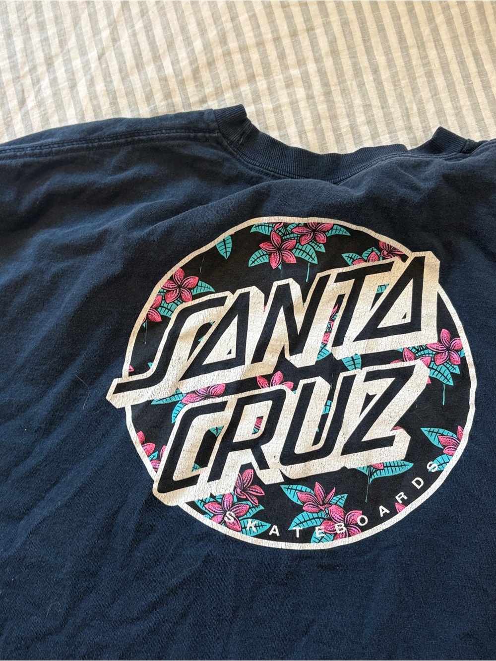 Santa Cruz Skateboards Navy Short Sleeve Logo Tee - Picture 2 of 5